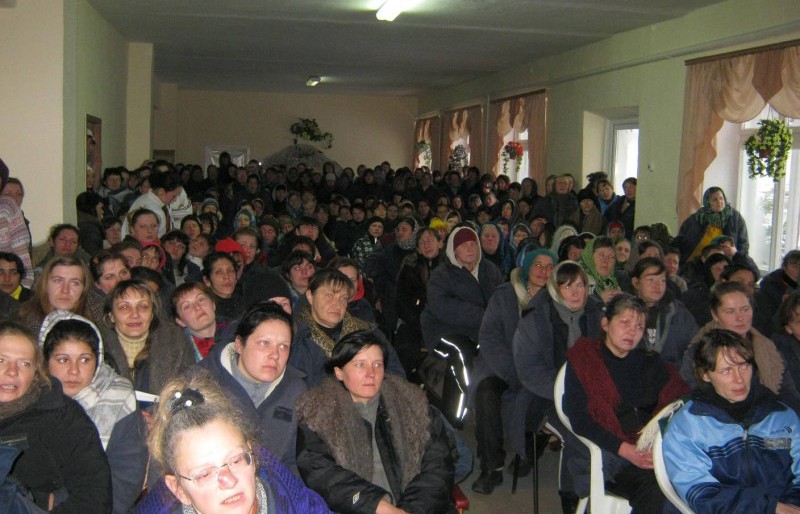 Євангелізація і подарунки для засуджених